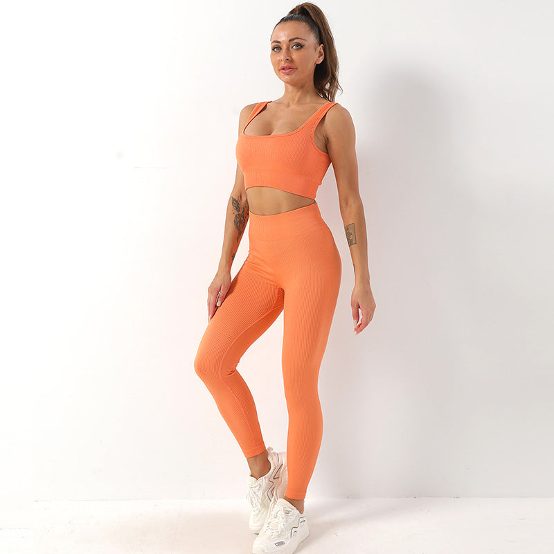 Seamless 2-Piece Yoga Set – Sculpting Bra & High-Waist Leggings